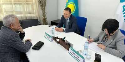 Colman Domingo and Jude Law at amfAR’s Venice Gala