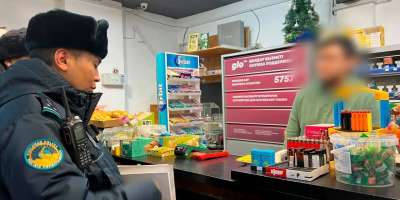 Colman Domingo and Jude Law at amfAR’s Venice Gala