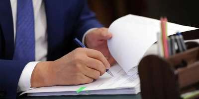 Colman Domingo and Jude Law at amfAR’s Venice Gala