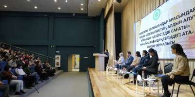 Colman Domingo and Jude Law at amfAR’s Venice Gala