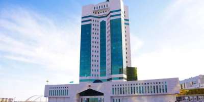 Colman Domingo and Jude Law at amfAR’s Venice Gala
