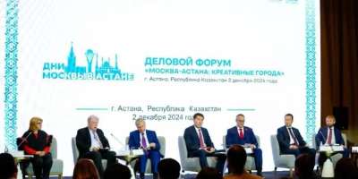 Colman Domingo and Jude Law at amfAR’s Venice Gala