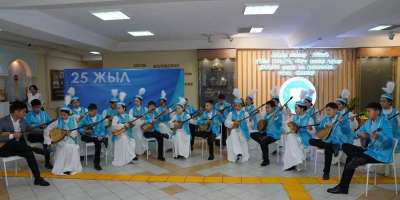 Colman Domingo and Jude Law at amfAR’s Venice Gala