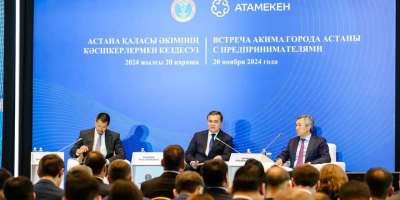 Colman Domingo and Jude Law at amfAR’s Venice Gala