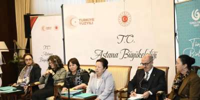 Colman Domingo and Jude Law at amfAR’s Venice Gala