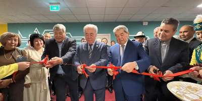 Colman Domingo and Jude Law at amfAR’s Venice Gala