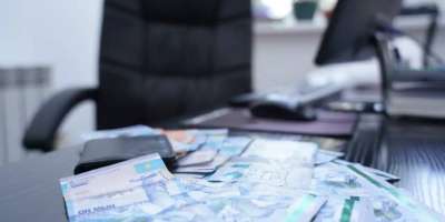 Colman Domingo and Jude Law at amfAR’s Venice Gala