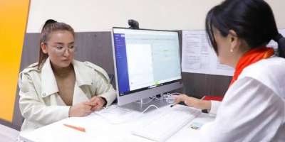 Colman Domingo and Jude Law at amfAR’s Venice Gala