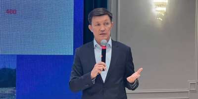 Colman Domingo and Jude Law at amfAR’s Venice Gala