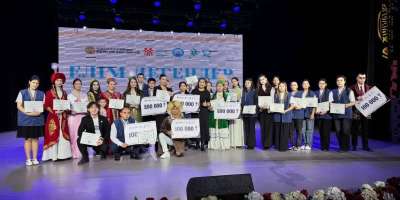 Colman Domingo and Jude Law at amfAR’s Venice Gala
