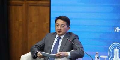 Colman Domingo and Jude Law at amfAR’s Venice Gala