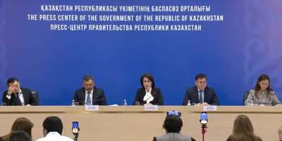 Colman Domingo and Jude Law at amfAR’s Venice Gala