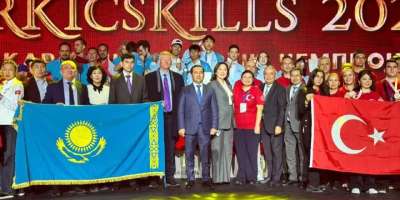 Colman Domingo and Jude Law at amfAR’s Venice Gala