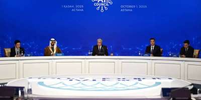 Colman Domingo and Jude Law at amfAR’s Venice Gala