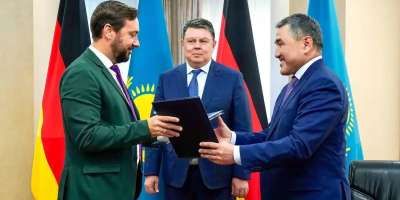 Colman Domingo and Jude Law at amfAR’s Venice Gala