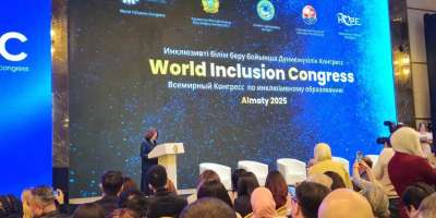 Colman Domingo and Jude Law at amfAR’s Venice Gala