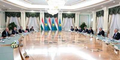 Colman Domingo and Jude Law at amfAR’s Venice Gala