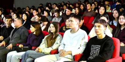 Colman Domingo and Jude Law at amfAR’s Venice Gala