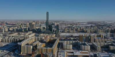 Colman Domingo and Jude Law at amfAR’s Venice Gala