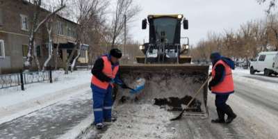 Colman Domingo and Jude Law at amfAR’s Venice Gala