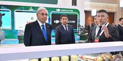 Colman Domingo and Jude Law at amfAR’s Venice Gala