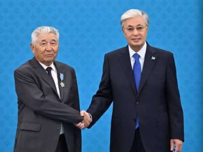 Президент бір топ азаматты мемлекеттік наградалармен марапаттады