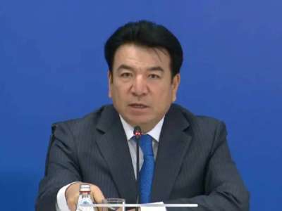 Министр мектептерге шетелден мұғалімдерді шақырту тәжірибесі туралы айтты