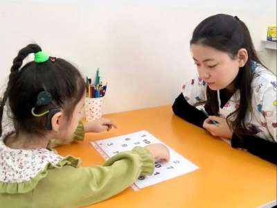 Есту қабілеті бұзылған балалар сауықтыру курсынан өтті