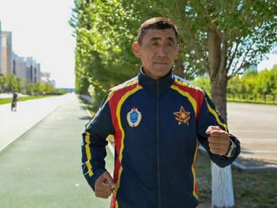 Елордалық әскери қызметші 600 шақырымдық супермарафонға дайындалып жатыр