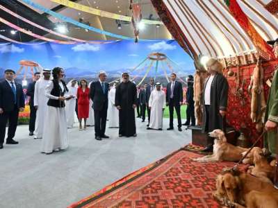 Қазақстан Президенті мен Абу Даби Тақ мұрагері «Этноауыл» көрмесін аралады