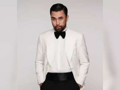 «Мен – жалғызбасты анамын»: Әмренің ассистенті әншіден тиісті өтемақы ала алмай жүргенін айтты