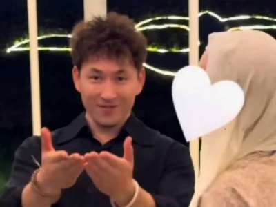 «Әйел ұратынын біле ме екен?!»: «Меломен» тобының әншісі Ғабит Бибасыұлы бейтаныс қызбен көзге түсті