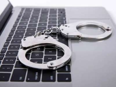 Полицейлер интернет-алаяқтыққа қатысы бар күдіктілерді ұстады