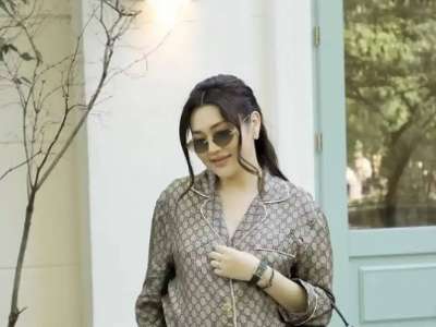 Ерке Есмахан үшінші сәбиін дүниеге әкелді