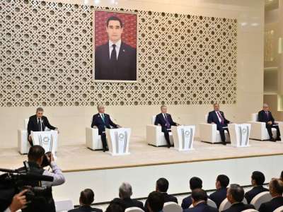 Президент Орталық Азия мемлекеттері басшыларының бейресми кездесуіне қатысты