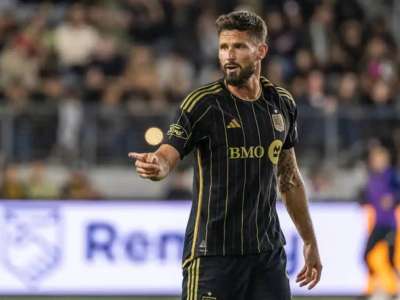 «500 мың доллар»: АҚШ-та атақты француз футболшысының үйін тонап кетті