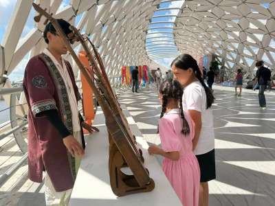 Ұлттық домбыра күні: Астанада өткен мәдени іс-шараға 20 мыңнан астам қонақ жиналды