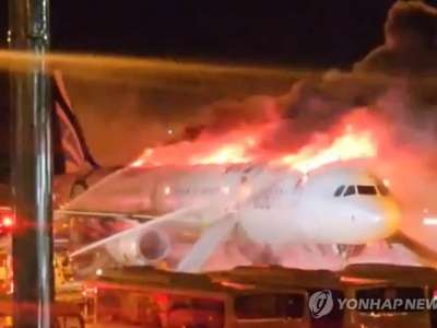Оңтүстік Кореяда 170-тен астам жолаушысы бар ұшақ өртенді