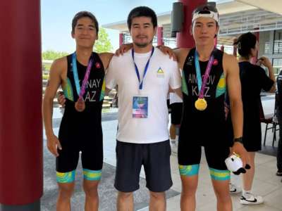 Қазақстандық жас триатлоншылар Азия кубогында қос жүлде жеңіп алды