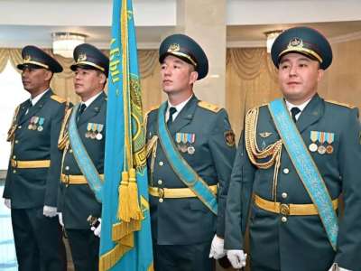 Ұлттық қауіпсіздік пен әскери салада 60-тан астам офицер мен генерал магистр атанды