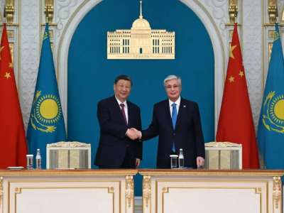 Қазақстан мен Қытай: 24 үкіметаралық және ведомствоаралық құжатқа қол қойылды