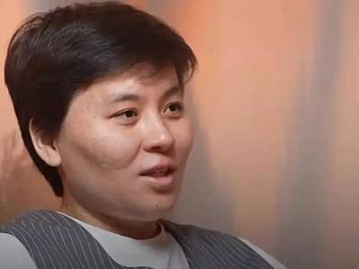 Олимпиада жүлдегері Жазира Жаппарқұл Шымкентте базарда саудамен айналысып жүр