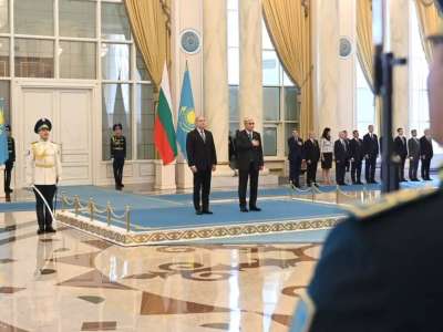 Қасым-Жомарт Тоқаев Болгария Президентін қарсы алды