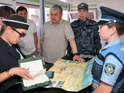 Вице-премьер Алакөл көлі жағалауының жер пайдалану картасымен танысты