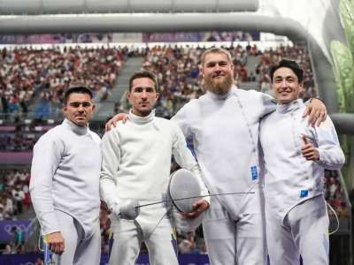 Ел семсершілері Азия чемпионатында күміс жүлдеге ие болды