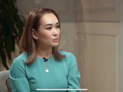 «Осындай шудан өздеріне қол жұмсап жатыр»: Ақерке Бүркітбай Әли Оқаповтың күйзелісі туралы айтты