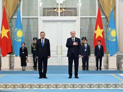 Тоқаев Вьетнам Коммунистік партиясы Орталық комитетінің Бас хатшысын қарсы алды