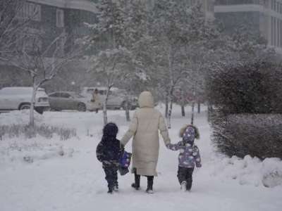 Астанада екінші ауысымдағы мектеп оқушылары қашықтан оқиды