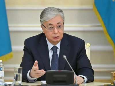 «Бір мәмілеге келу қажет»: Тоқаев Украинадағы жағдайға қатысты пікір білдірді