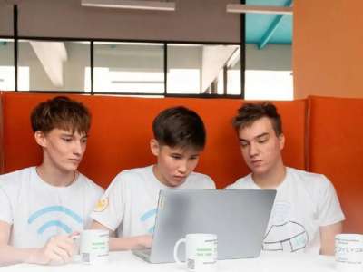 Колледж студенттері NASA ғарыштық қосымшалар байқауында өз жобаларын ұсынады